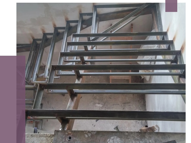 Демонтаж лестниц в Азове от 4313 руб. 