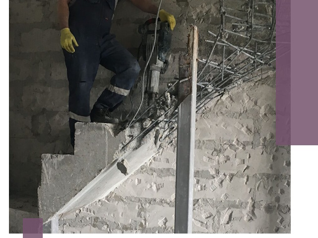 Демонтаж металлических и бетонных лестниц в Азове