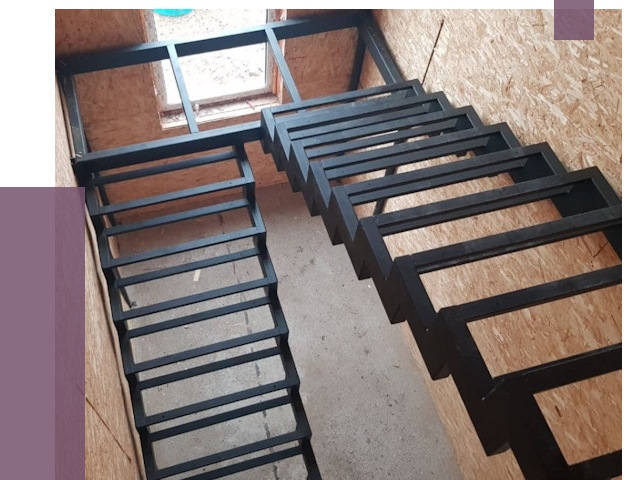 Демонтаж лестниц на металлокаркасе в Азове от 7394 руб. за м²