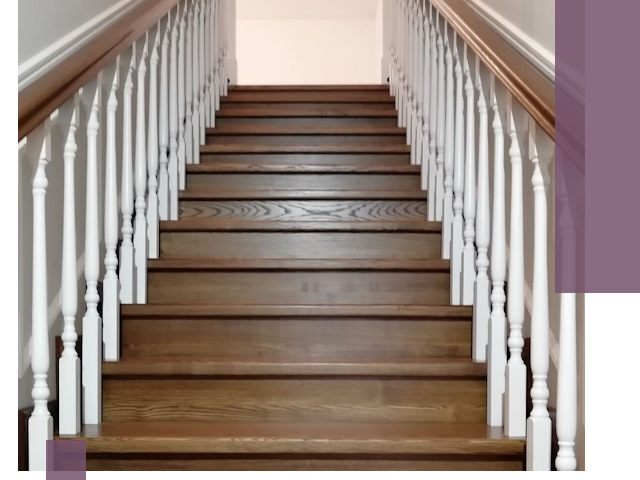 Лестницы из ясеня на заказ в Азове — изготовление и монтаж