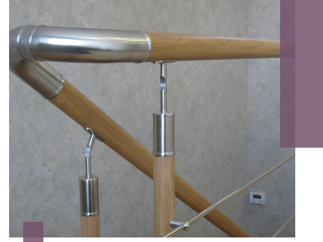 Комбинированные перила на заказ в Азове — монтаж и производство