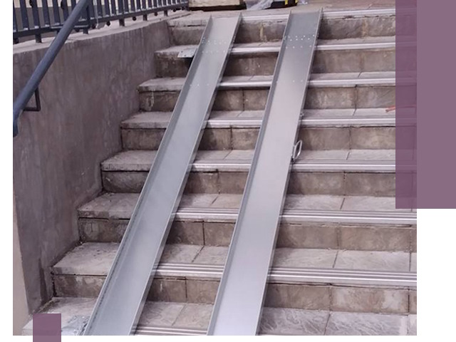 Демонтаж откидных пандусов профессионально в Азове