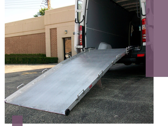 Мобильные пандусы в Азове — производство, монтаж и аренда