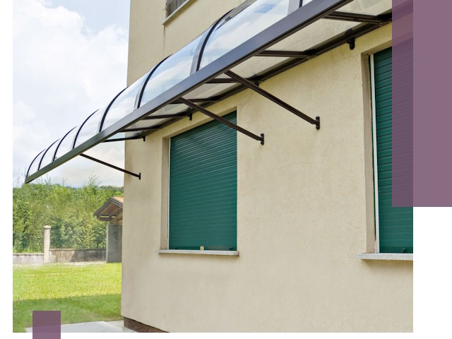 Козырьки над окнами в Азове — изготовление и монтаж по выгоде